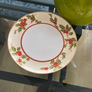 Fitz and Floyd Holly Berry Cake Stand - White and Gold